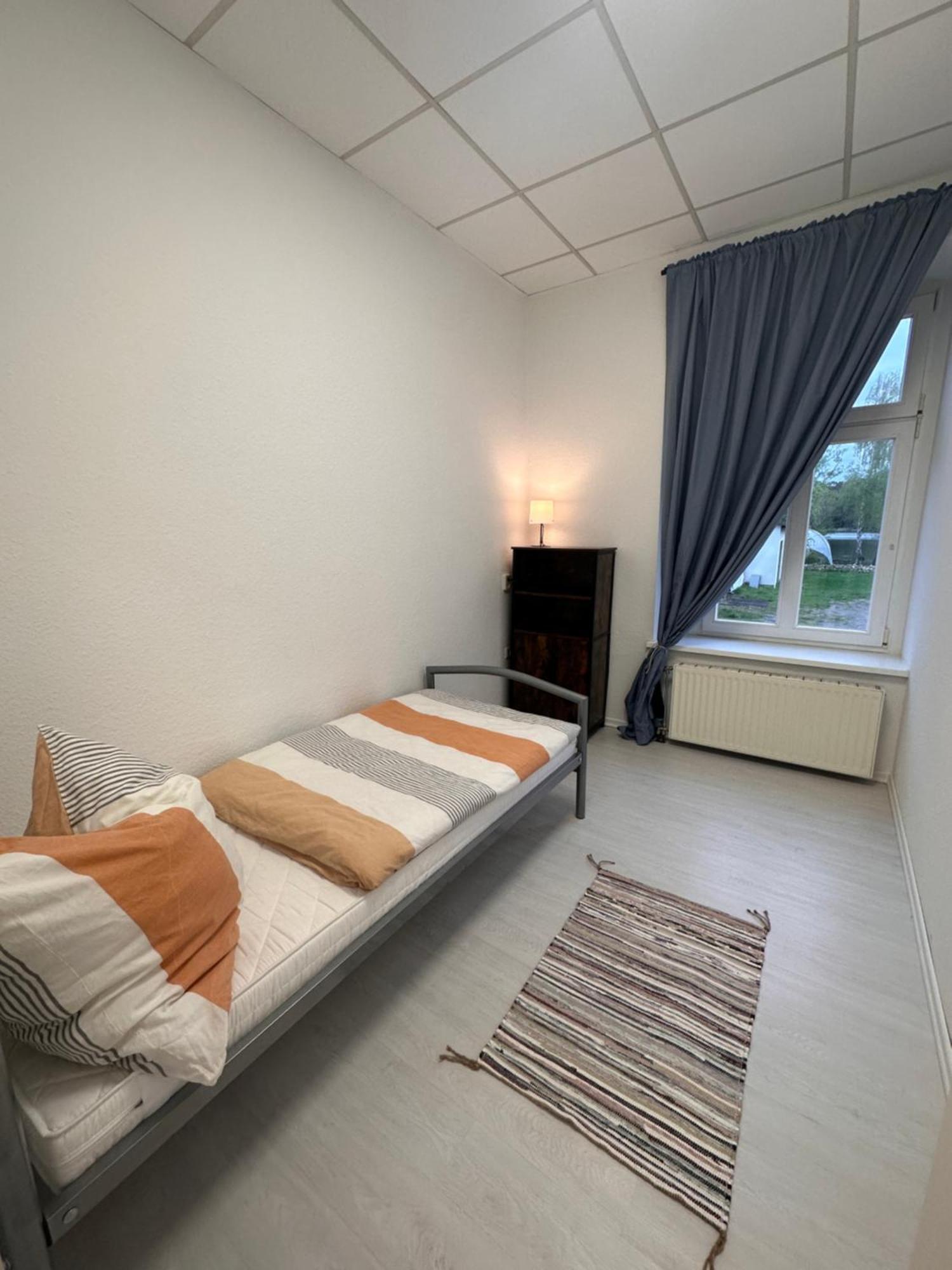 Zentrale Unterkunft Am See Apartment Buckow Exterior foto