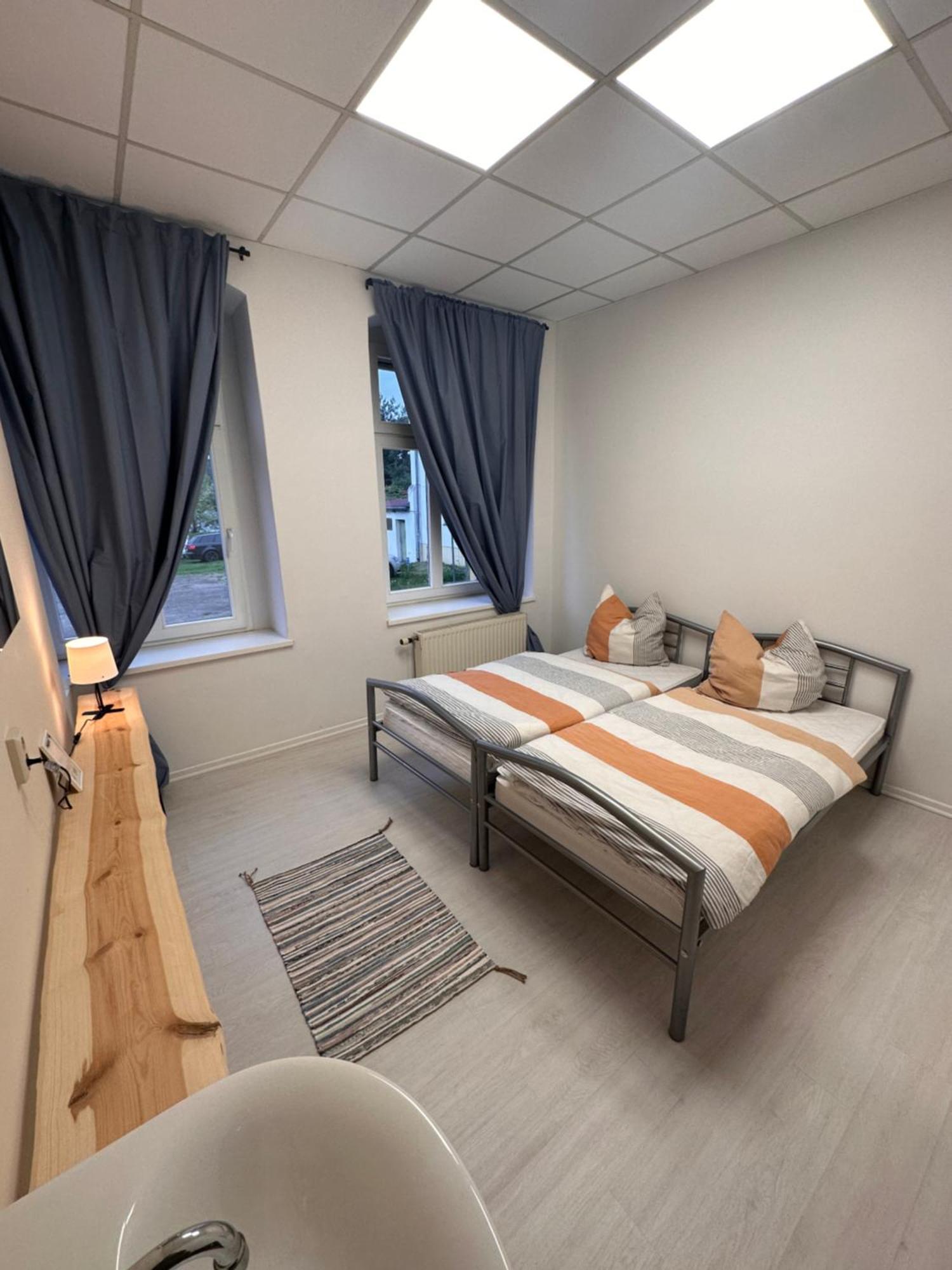 Zentrale Unterkunft Am See Apartment Buckow Exterior foto